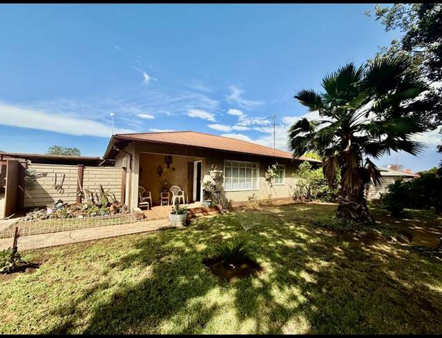 3 BEDROOM HOUSE FOR SALE IN VANDERBIJLPARK CW 5